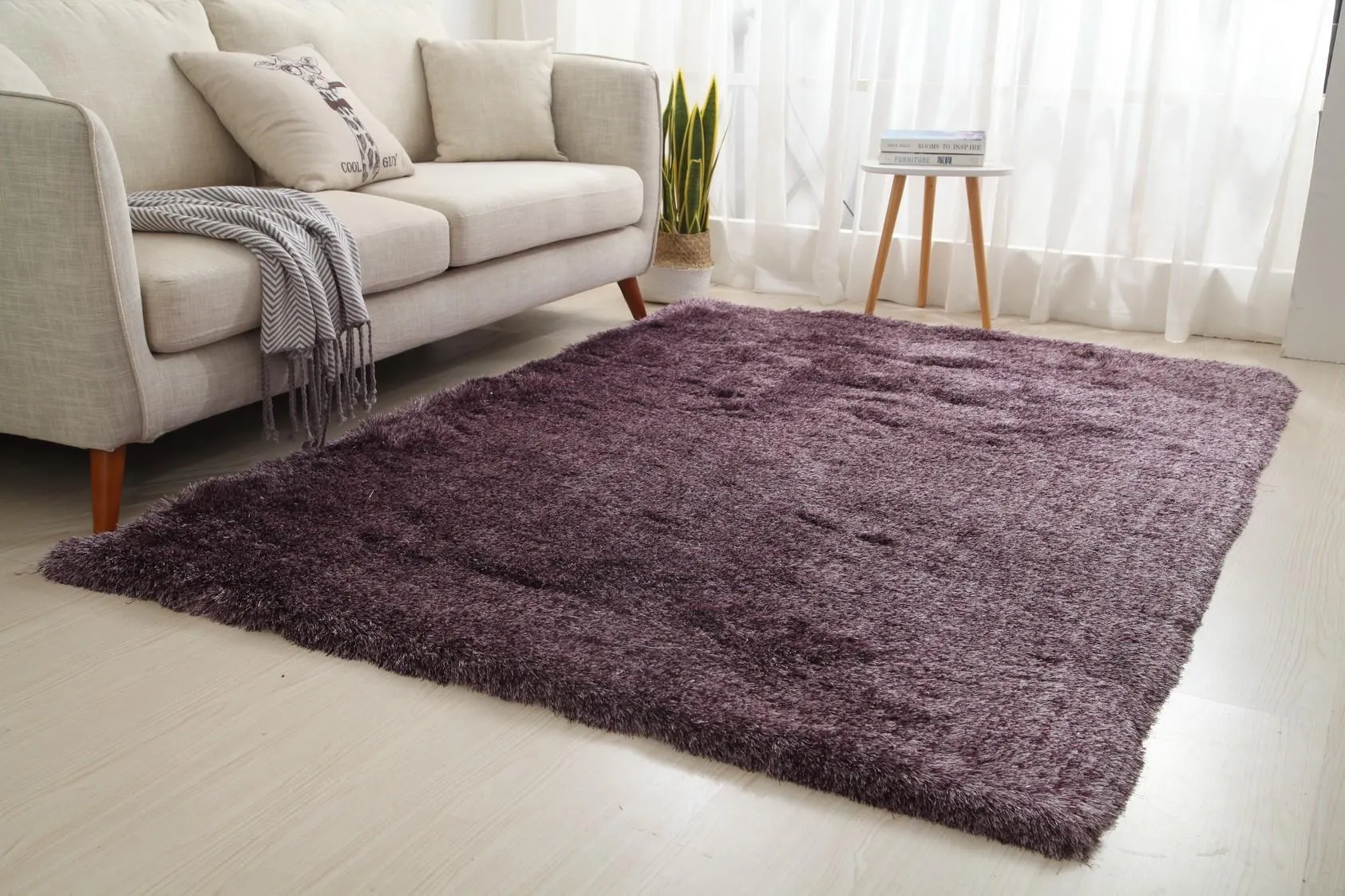 URBAN Area Rug - 5' x 7' - UR0657