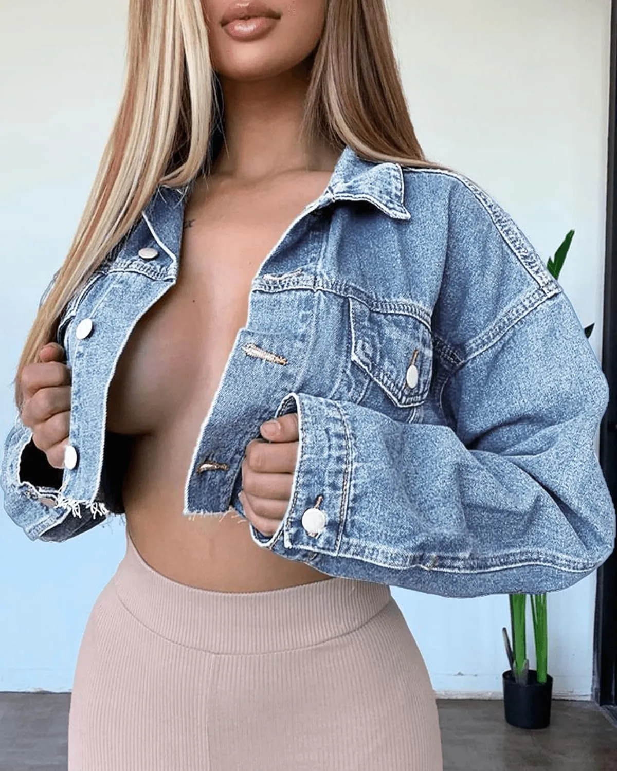 Womens Sexy Long Sleeve Distressed Raw Hem Crop Denim Jacket with Pocket Frayed Button Up Cropped Jean Jacket